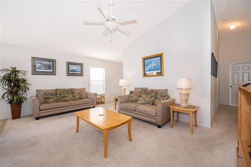 For Sale: $310,000 (3 beds, 2 baths, 1130 Square Feet)