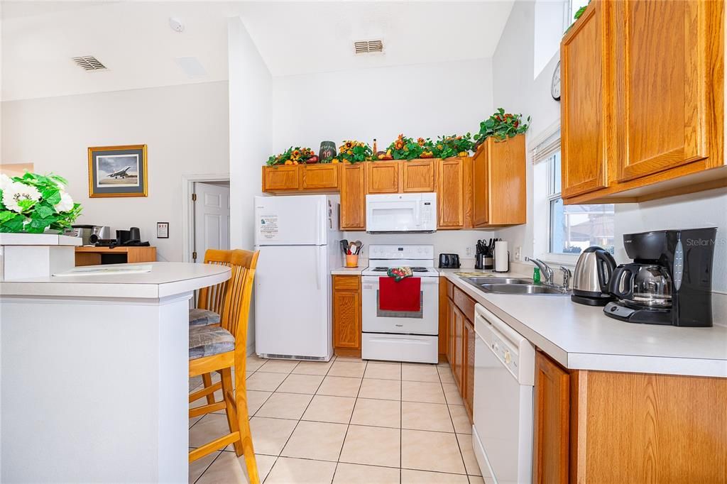 For Sale: $310,000 (3 beds, 2 baths, 1130 Square Feet)