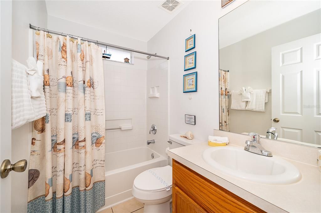 For Sale: $310,000 (3 beds, 2 baths, 1130 Square Feet)