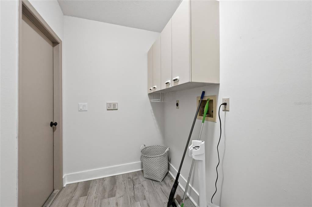 For Sale: $499,000 (3 beds, 2 baths, 1603 Square Feet)