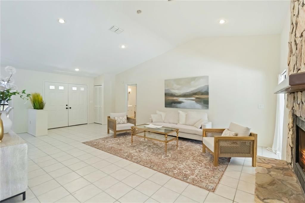 For Sale: $499,000 (3 beds, 2 baths, 1603 Square Feet)