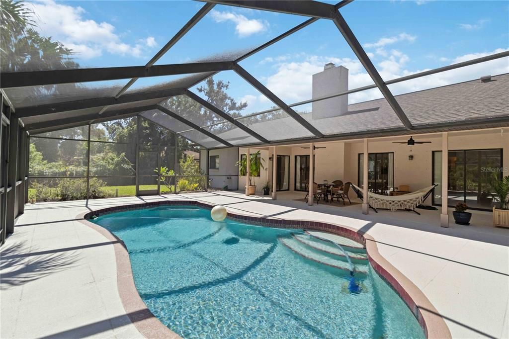 For Sale: $499,000 (3 beds, 2 baths, 1603 Square Feet)