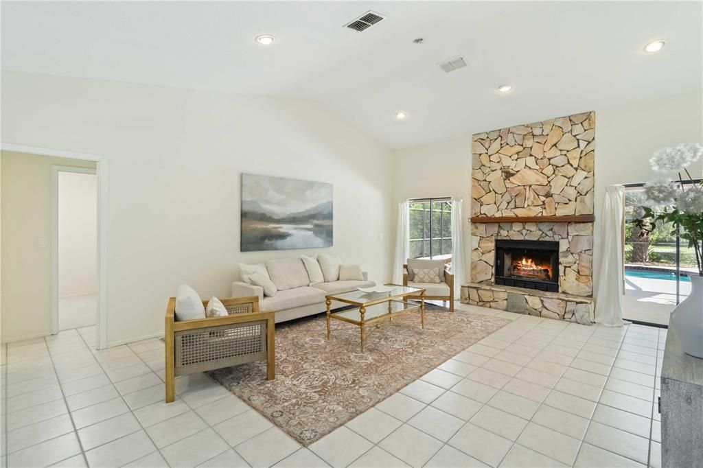 For Sale: $499,000 (3 beds, 2 baths, 1603 Square Feet)