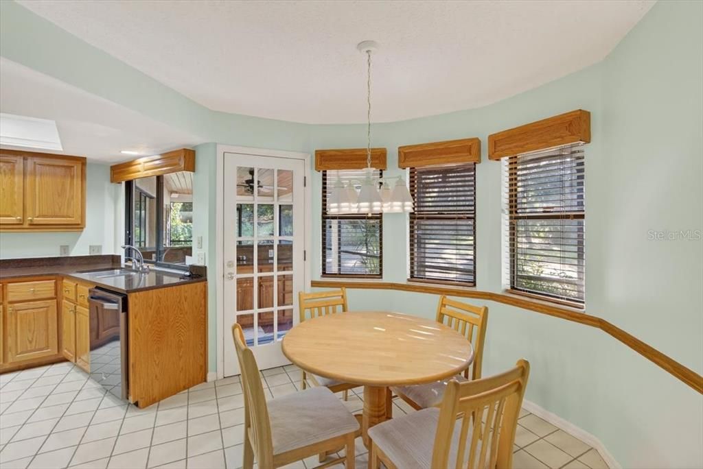 待售: $659,000 (3 贝兹, 2 浴室, 2131 平方英尺)