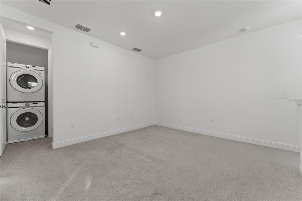 For Rent: $1,700 (1 beds, 1 baths, 538 Square Feet)