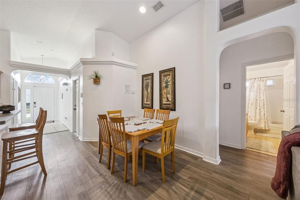 For Sale: $369,000 (4 beds, 2 baths, 1412 Square Feet)