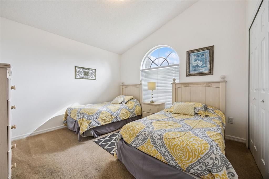 For Sale: $369,000 (4 beds, 2 baths, 1412 Square Feet)