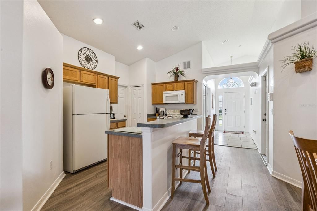 For Sale: $369,000 (4 beds, 2 baths, 1412 Square Feet)