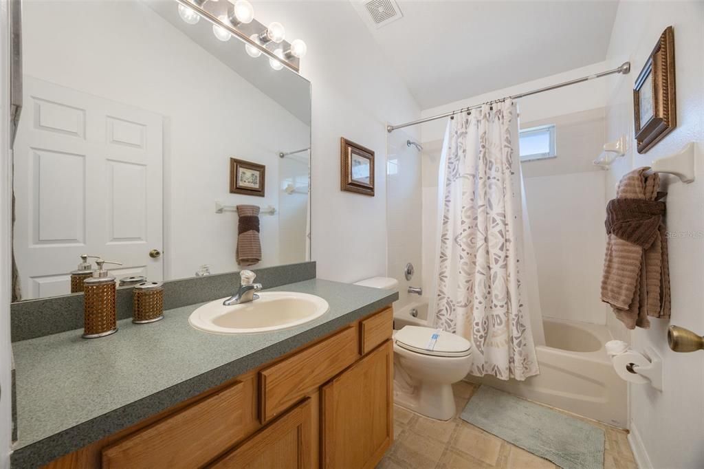 For Sale: $369,000 (4 beds, 2 baths, 1412 Square Feet)