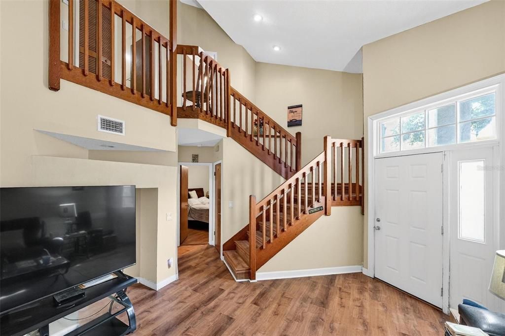 待售: $259,900 (3 贝兹, 2 浴室, 1358 平方英尺)