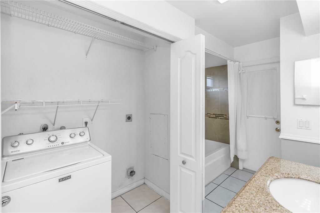 En Venta: $309,999 (3 camas, 2 baños, 1512 Pies cuadrados)