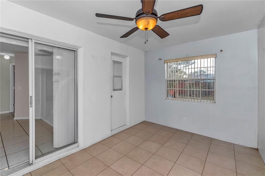 En Venta: $309,999 (3 camas, 2 baños, 1512 Pies cuadrados)