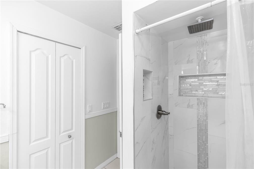 En Venta: $309,999 (3 camas, 2 baños, 1512 Pies cuadrados)