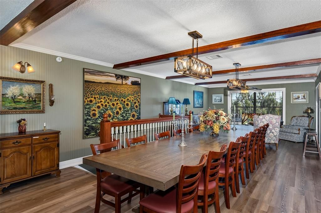 For Sale: $900,000 (4 beds, 4 baths, 4046 Square Feet)