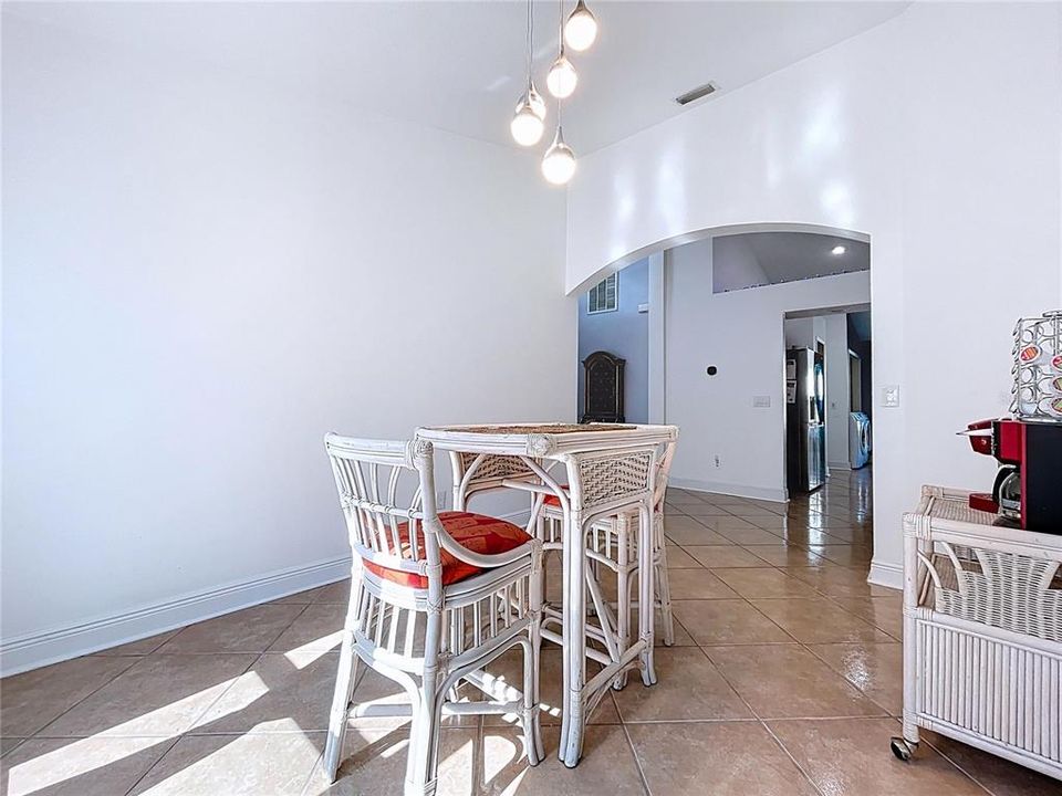 For Sale: $369,000 (4 beds, 3 baths, 1797 Square Feet)