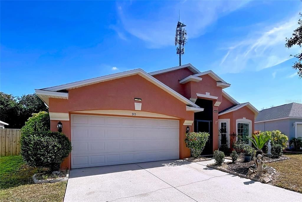 For Sale: $369,000 (4 beds, 3 baths, 1797 Square Feet)