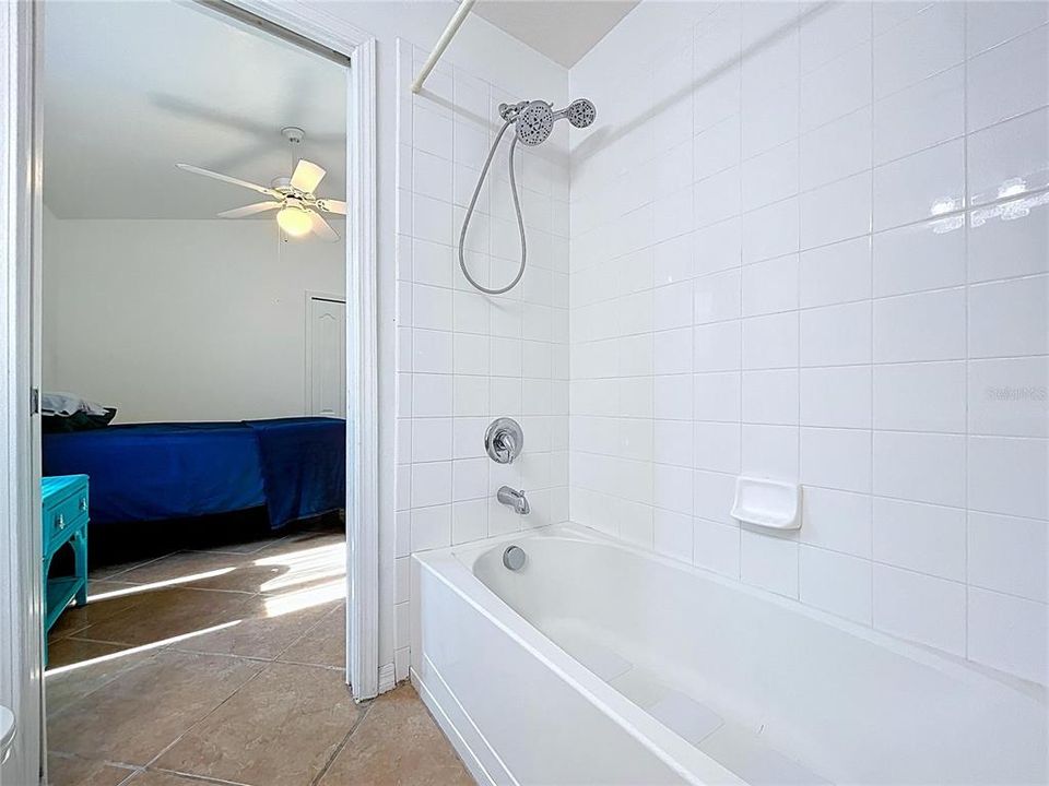 For Sale: $369,000 (4 beds, 3 baths, 1797 Square Feet)