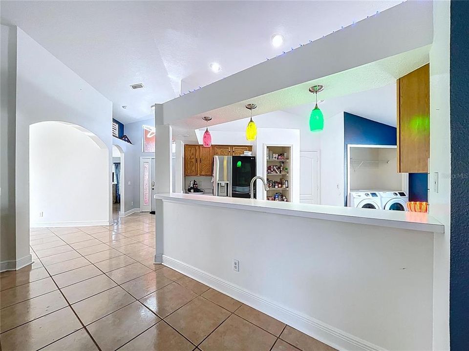 For Sale: $369,000 (4 beds, 3 baths, 1797 Square Feet)