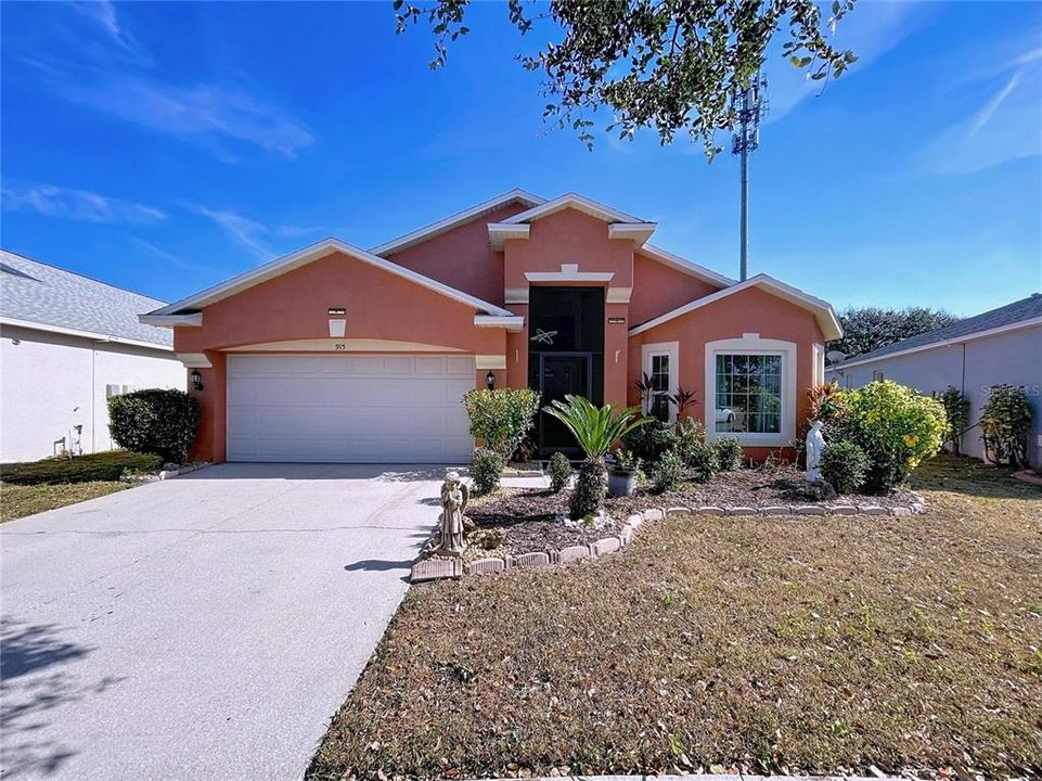 For Sale: $369,000 (4 beds, 3 baths, 1797 Square Feet)