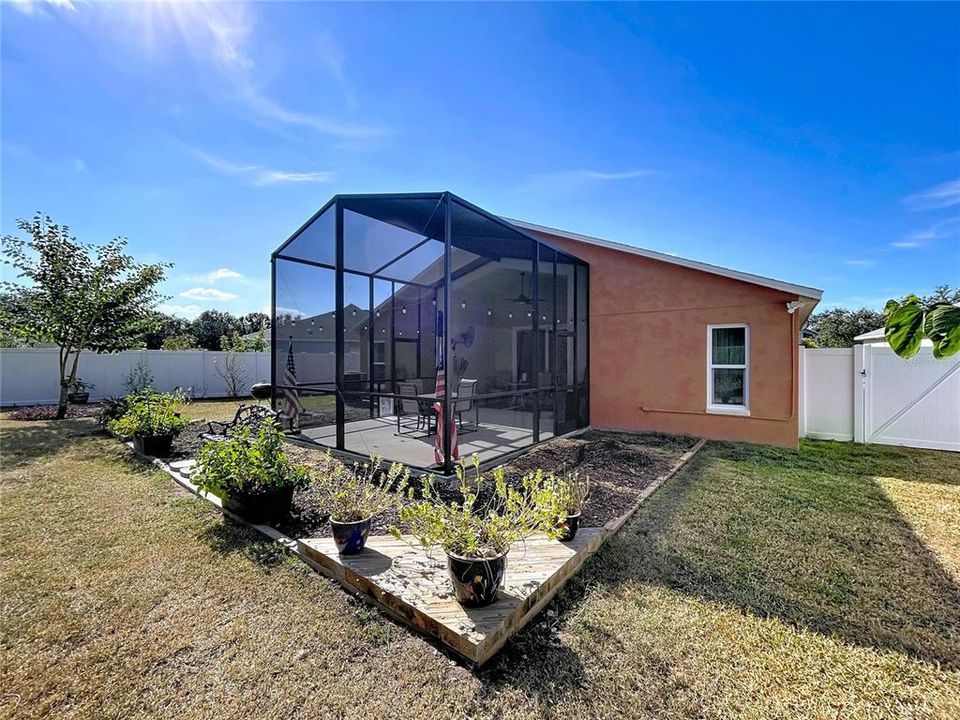 For Sale: $369,000 (4 beds, 3 baths, 1797 Square Feet)