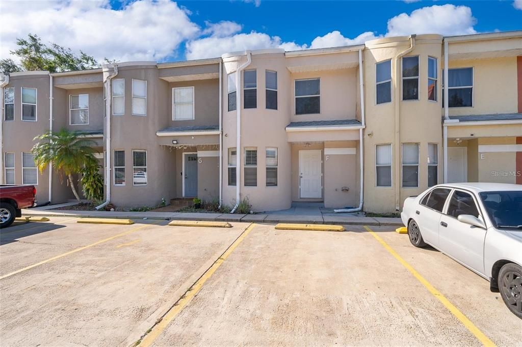 В аренду: $1,600 (2 спален, 2 ванн, 1270 Квадратных фут)