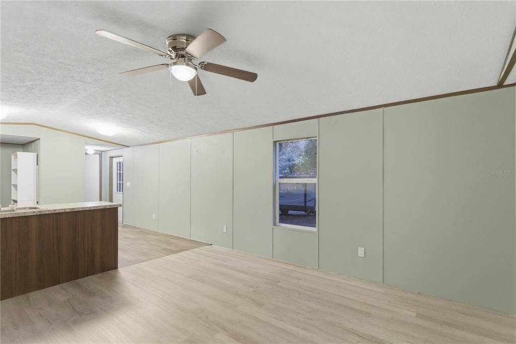 En Venta: $149,900 (2 camas, 2 baños, 843 Pies cuadrados)