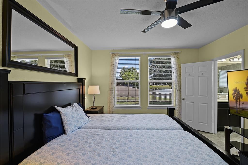 待售: $465,000 (4 贝兹, 2 浴室, 1872 平方英尺)