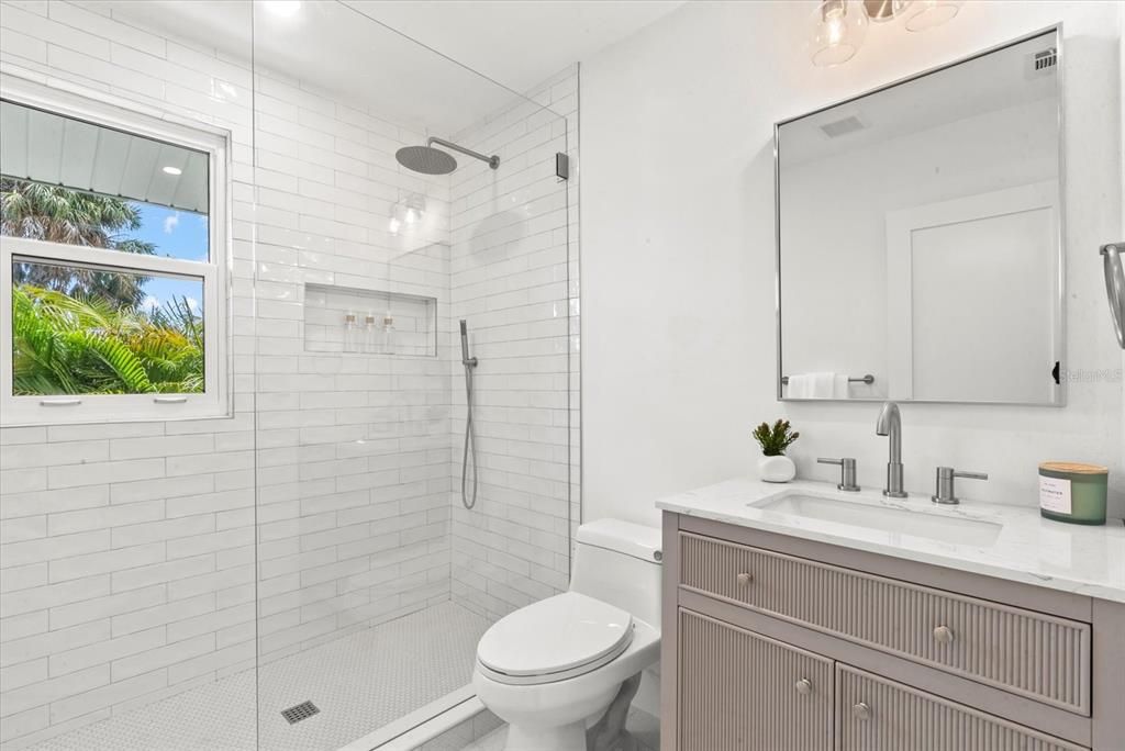 待售: $639,000 (3 贝兹, 2 浴室, 1300 平方英尺)