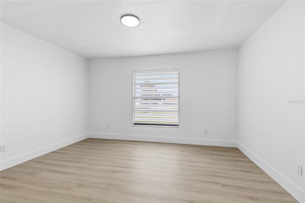 For Sale: $450,000 (3 beds, 2 baths, 1612 Square Feet)