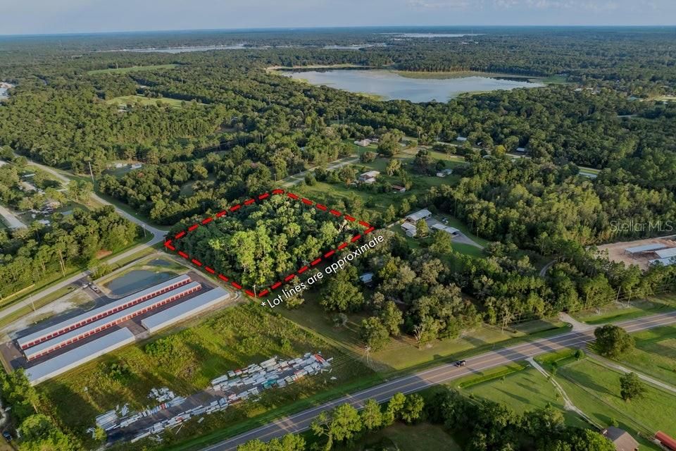 待售: $599,900 (3.73 acres)