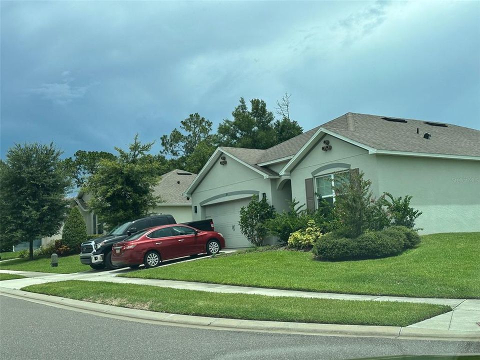 For Sale: $405,000 (4 beds, 2 baths, 1865 Square Feet)