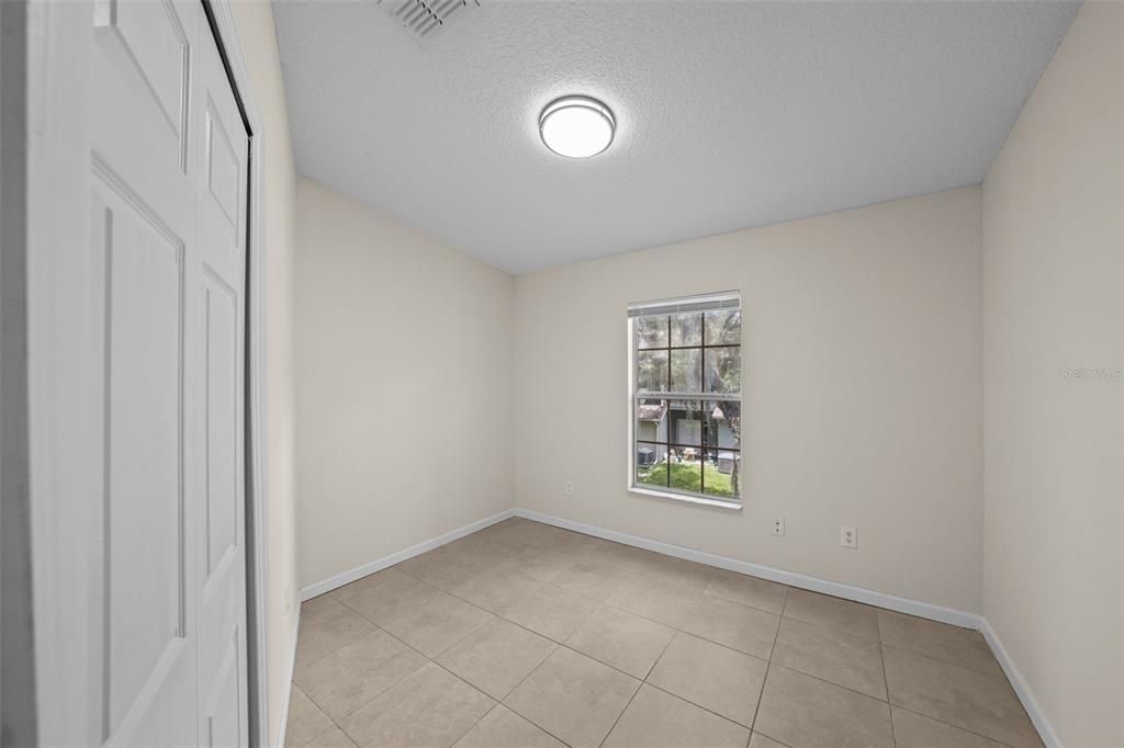 В аренду: $1,995 (3 спален, 2 ванн, 1420 Квадратных фут)