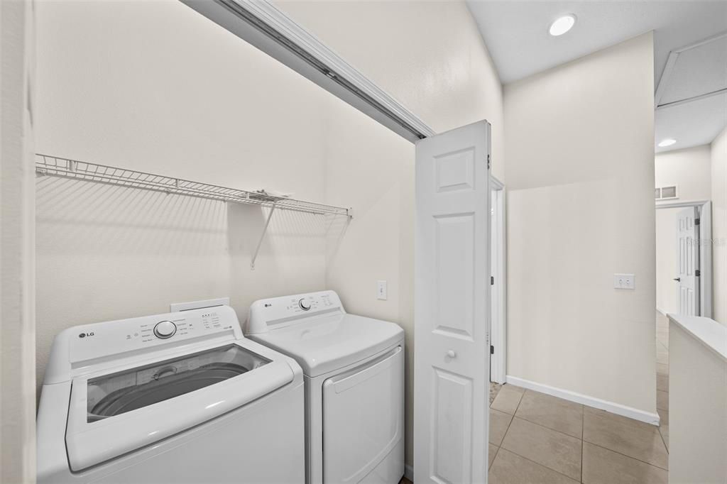 В аренду: $1,995 (3 спален, 2 ванн, 1420 Квадратных фут)