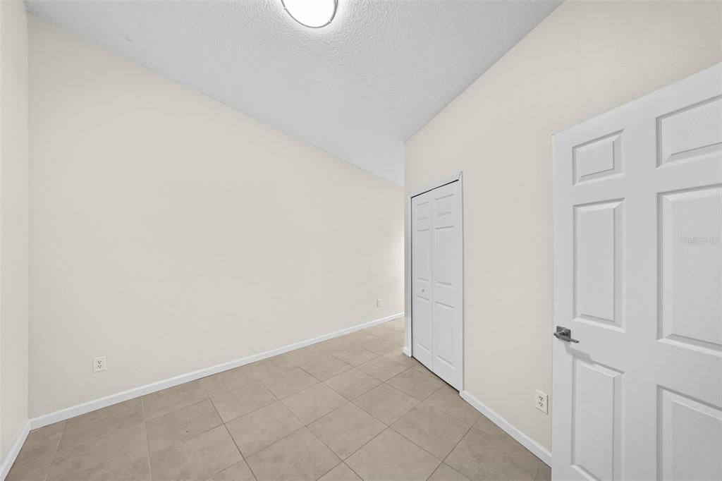 В аренду: $1,995 (3 спален, 2 ванн, 1420 Квадратных фут)