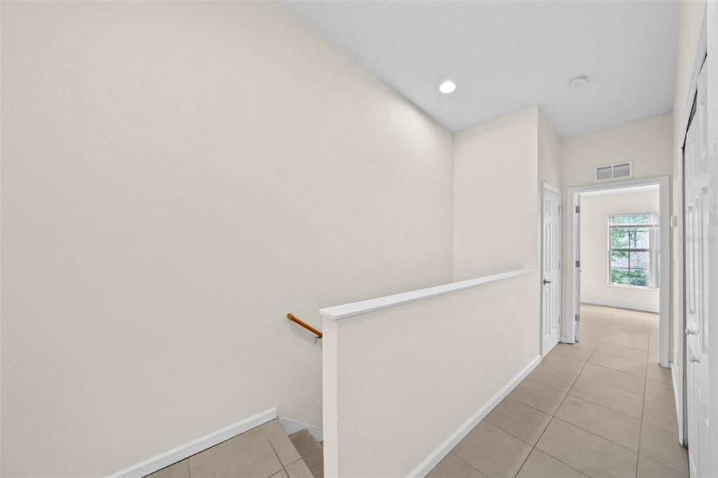 В аренду: $1,995 (3 спален, 2 ванн, 1420 Квадратных фут)