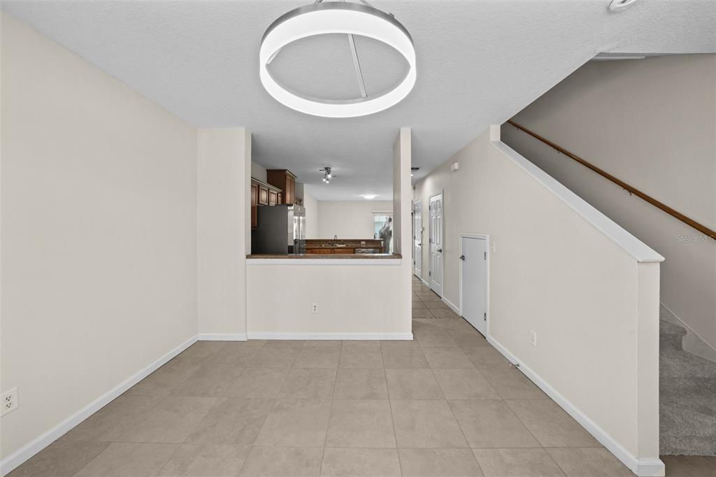 В аренду: $1,995 (3 спален, 2 ванн, 1420 Квадратных фут)