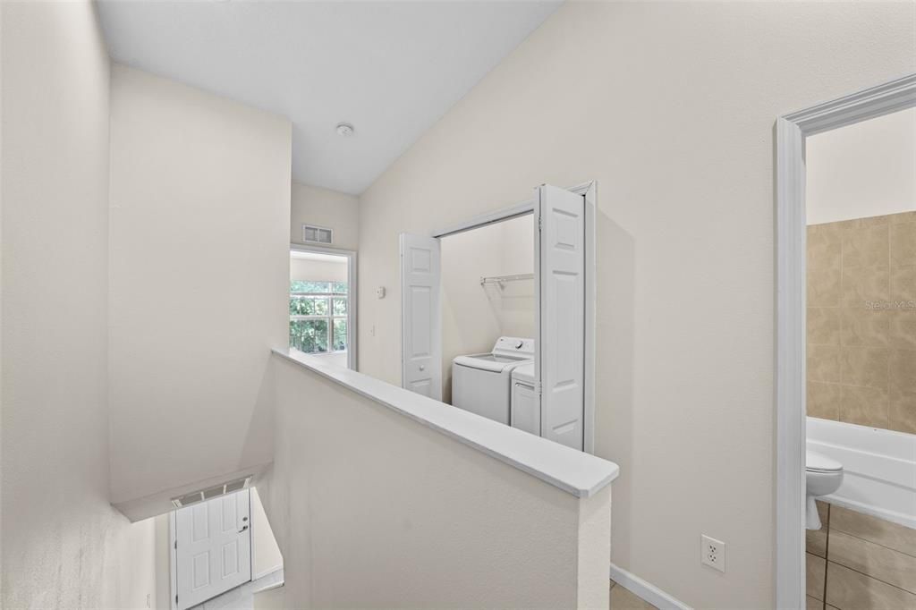 В аренду: $1,995 (3 спален, 2 ванн, 1420 Квадратных фут)