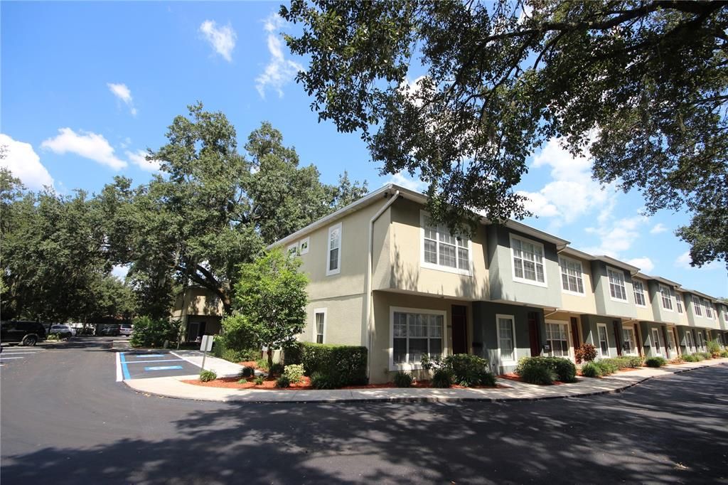 В аренду: $1,995 (3 спален, 2 ванн, 1420 Квадратных фут)