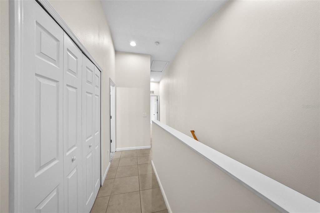 В аренду: $1,995 (3 спален, 2 ванн, 1420 Квадратных фут)