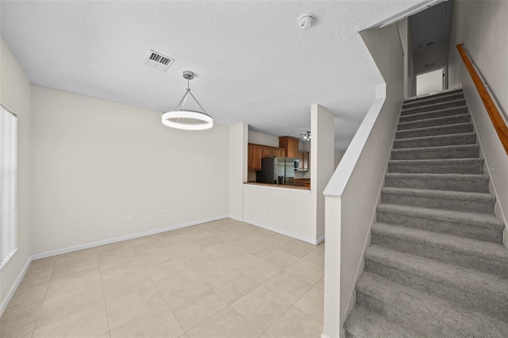 В аренду: $1,995 (3 спален, 2 ванн, 1420 Квадратных фут)