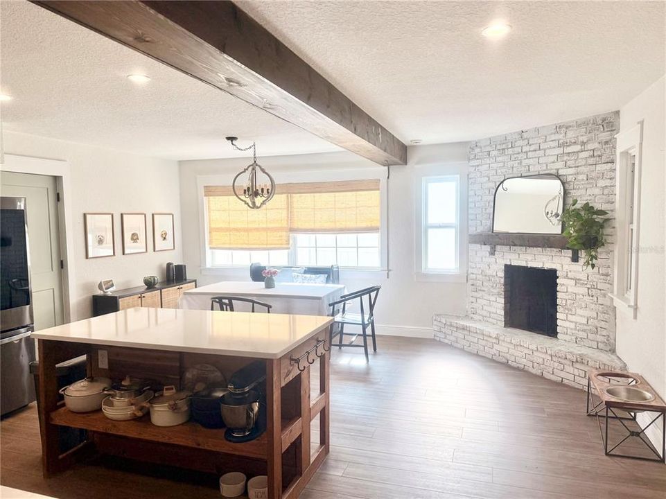 For Sale: $675,999 (3 beds, 2 baths, 2449 Square Feet)