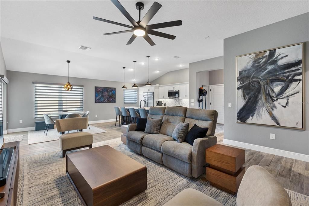 На продажу: $594,500 (3 спален, 2 ванн, 1630 Квадратных фут)