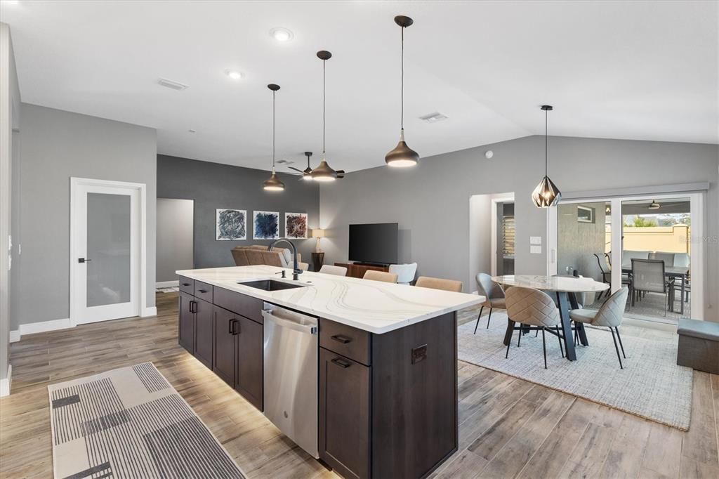 На продажу: $594,500 (3 спален, 2 ванн, 1630 Квадратных фут)