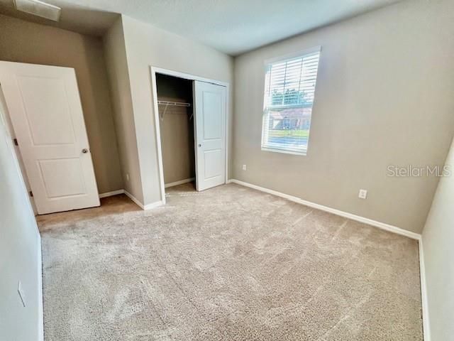 En Renta: $2,350 (3 camas, 2 baños, 1840 Pies cuadrados)