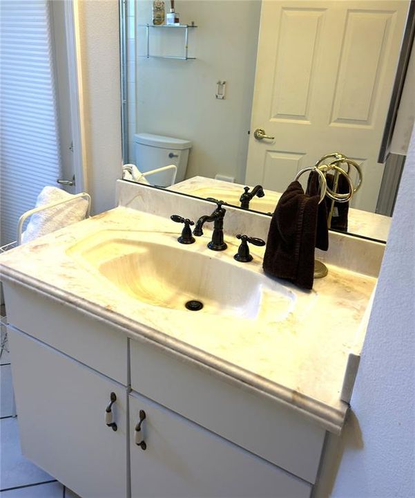 For Sale: $299,999 (2 beds, 2 baths, 1552 Square Feet)