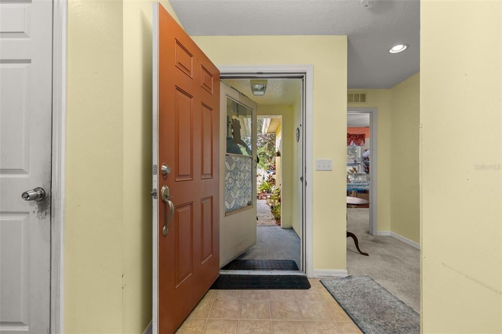 待售: $335,000 (4 贝兹, 2 浴室, 1647 平方英尺)