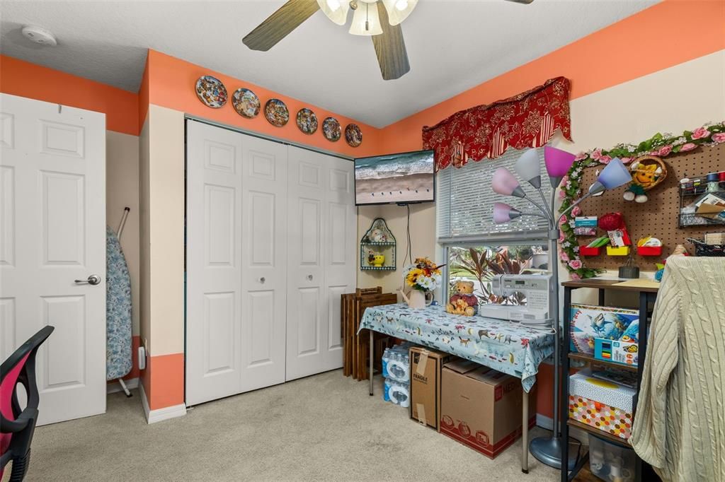 待售: $335,000 (4 贝兹, 2 浴室, 1647 平方英尺)