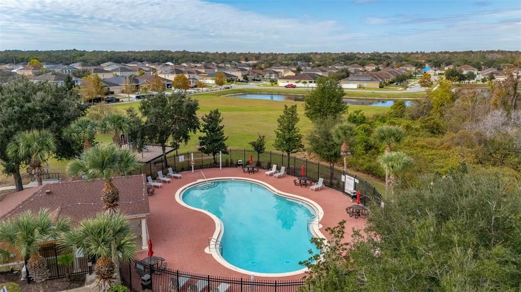 待售: $335,000 (4 贝兹, 2 浴室, 1647 平方英尺)