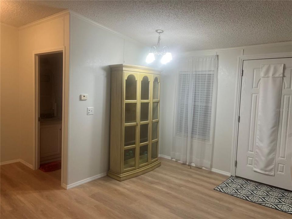 For Sale: $269,000 (2 beds, 2 baths, 1140 Square Feet)