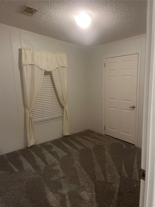 For Sale: $269,000 (2 beds, 2 baths, 1140 Square Feet)